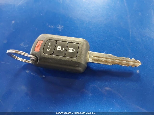 JA32U2FU1GU011612 Mitsubishi LANCER ES