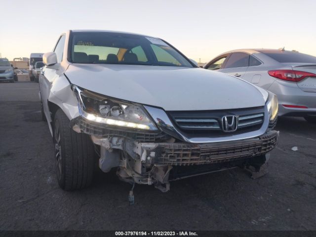 1HGCR6F72FA009135 Honda Accord Hybrid Touring