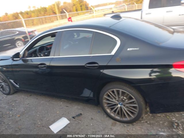 WBAJA9C59KB392512 BMW 530e Iperformance