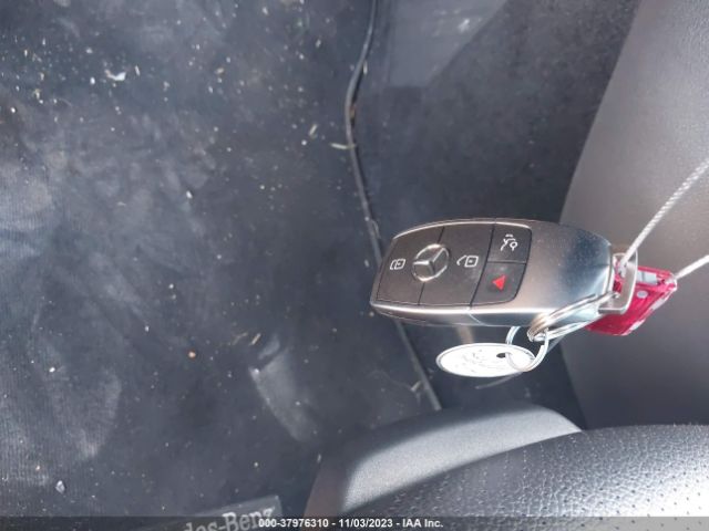 WDD3G4EB6KW028627 Mercedes-Benz A 220