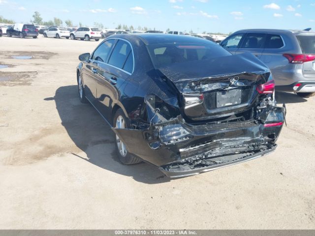 WDD3G4EB6KW028627 Mercedes-Benz A 220