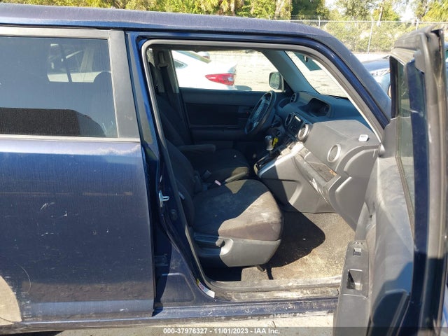 2008 SCION XB VIN: JTLKE50E381036827