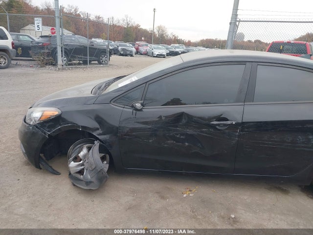 2016 KIA FORTE LX VIN: KNAFK4A65G5540419