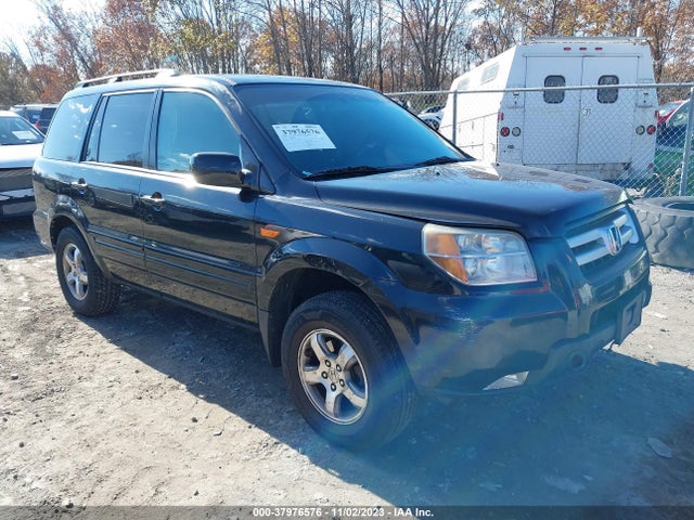 2006 HONDA PILOT EX VIN: 2HKYF18466H558476