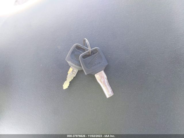 2006 HONDA VTX1300 1HFSC55066A209368 Photo 10