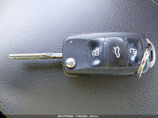 1VWAS7A35EC023972 Volkswagen Passat 1.8t S