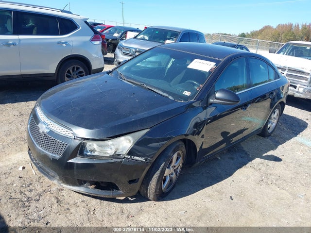 Chevrolet Cruze 1lt 2014 1G1PC5SB3E7292932 Image 2