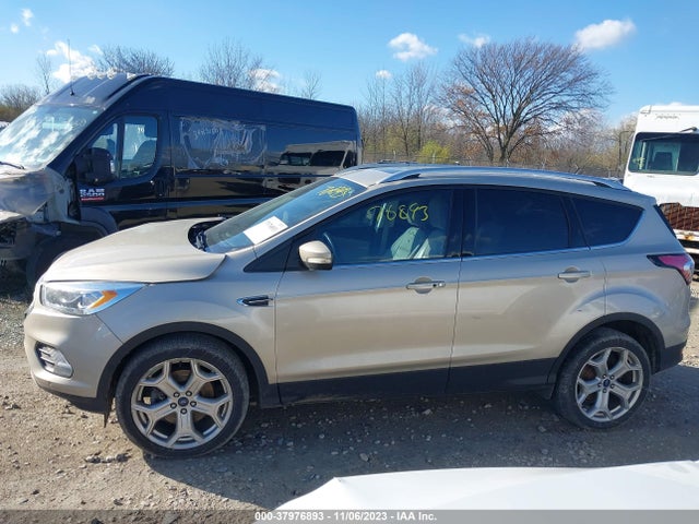 2017 FORD ESCAPE TITANIUM VIN: 1FMCU0J98HUE26033
