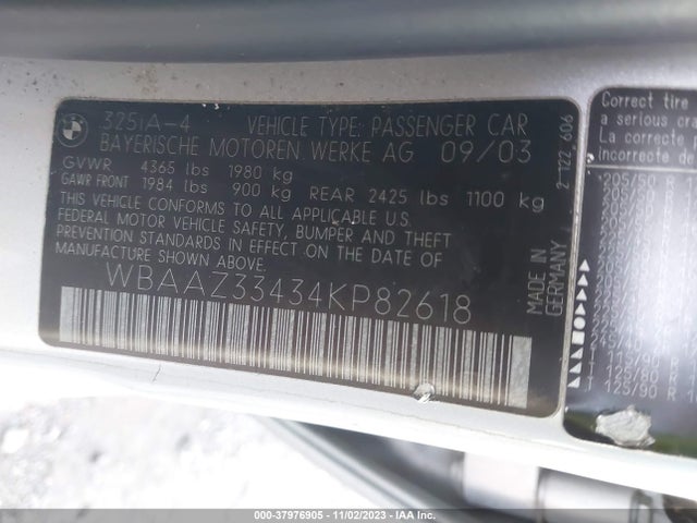 2004 BMW 325I VIN: WBAAZ33434KP82618