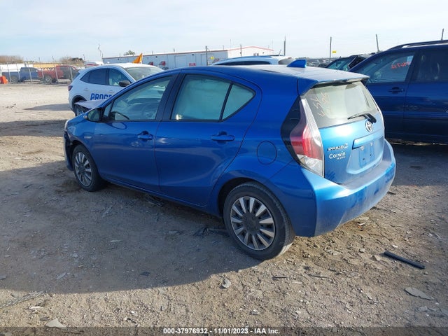 Toyota Prius C Two 2016 JTDKDTB38G1135821 Image 3