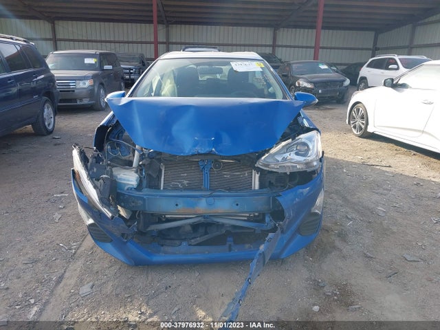 Toyota Prius C Two 2016 JTDKDTB38G1135821 Image 6