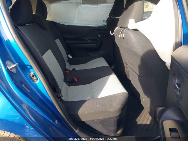 Toyota Prius C Two 2016 JTDKDTB38G1135821 Image 8