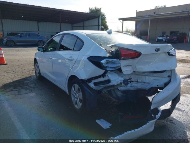 3KPFK4A76JE202406 KIA FORTE LX