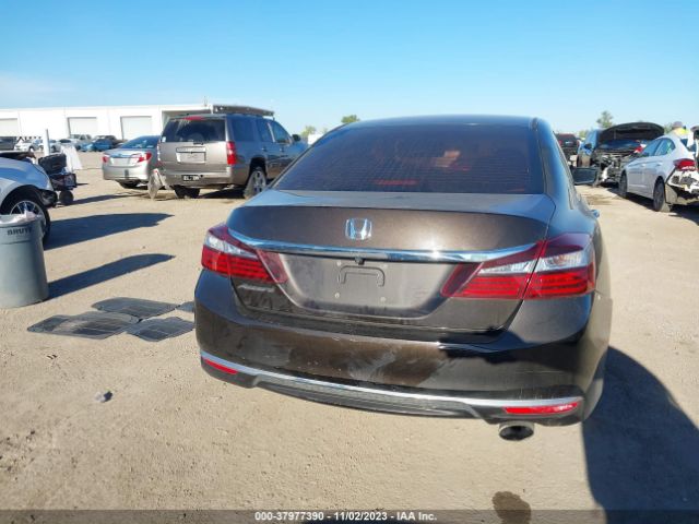 1HGCR2F32HA178676 Honda ACCORD LX