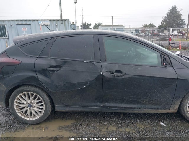 Ford Focus Titanium 2014 1FADP3N25EL454099 Image 14