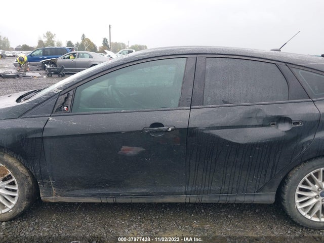 Ford Focus Titanium 2014 1FADP3N25EL454099 Image 15