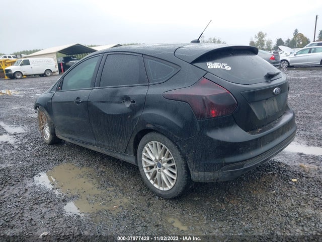 Ford Focus Titanium 2014 1FADP3N25EL454099 Image 3