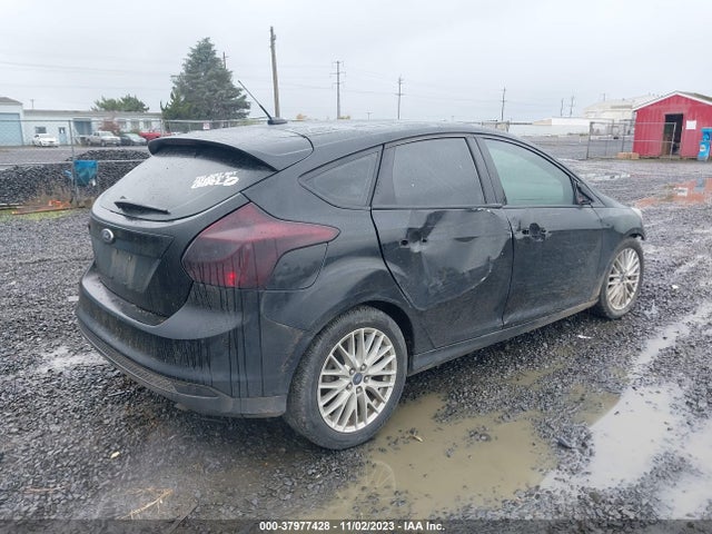 Ford Focus Titanium 2014 1FADP3N25EL454099 Image 4