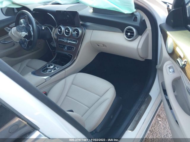 W1KWF8DB7MR650454 Mercedes-Benz C 300
