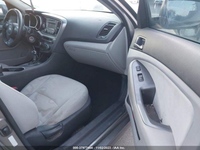 5XXGM4A78EG282450 KIA Optima Lx