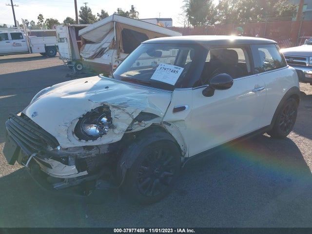 2019 MINI HARDTOP WMWXP5C54K2H29754 Photo 1
