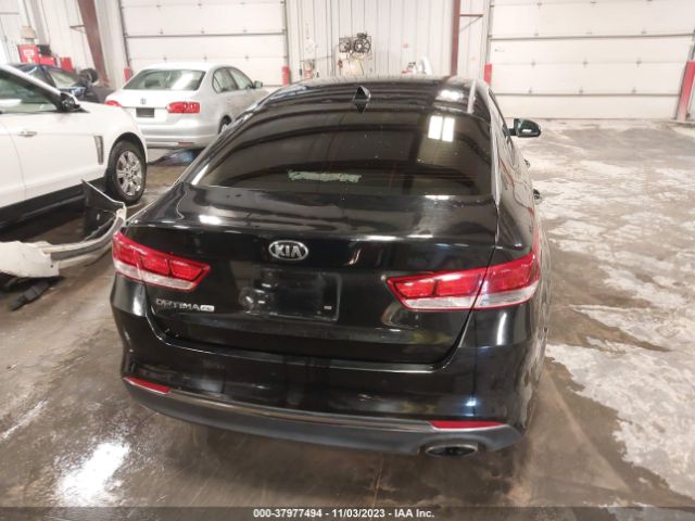 5XXGT4L38JG228072 KIA Optima Lx