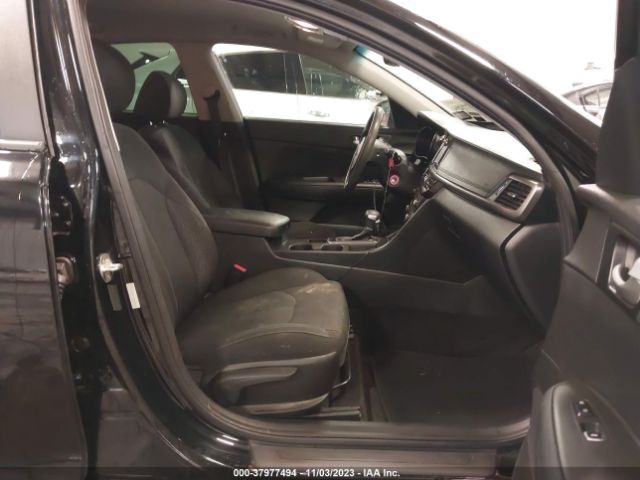 5XXGT4L38JG228072 KIA Optima Lx