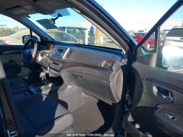 Honda Ridgeline Sport 2017 5FPYK2F16HB001568 Image 4