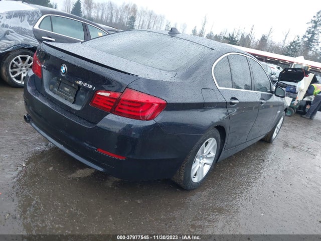 2013 BMW 528I VIN: WBAXG5C58DDY37220