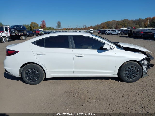 2020 HYUNDAI ELANTRA SE VIN: 5NPD74LF8LH605072