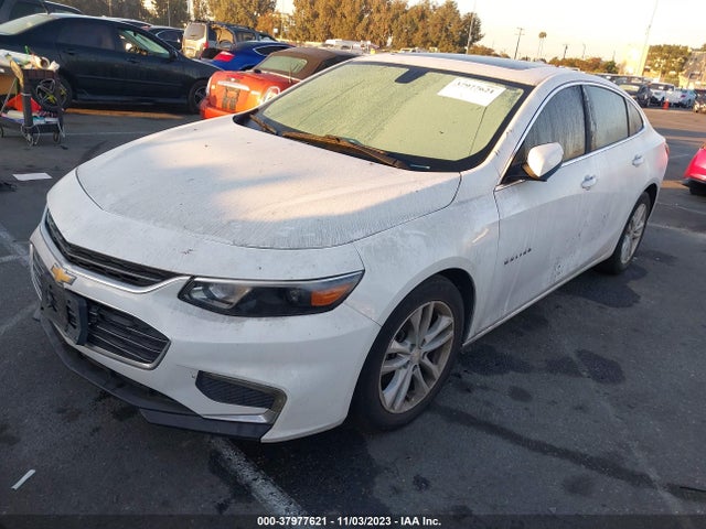 Chevrolet MALIBU LT 2018 1G1ZD5ST3JF129258 Image 2