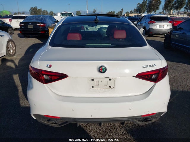 ZARFAMBN7N7666090 Alfa Romeo Giulia Veloce Ti Rwd