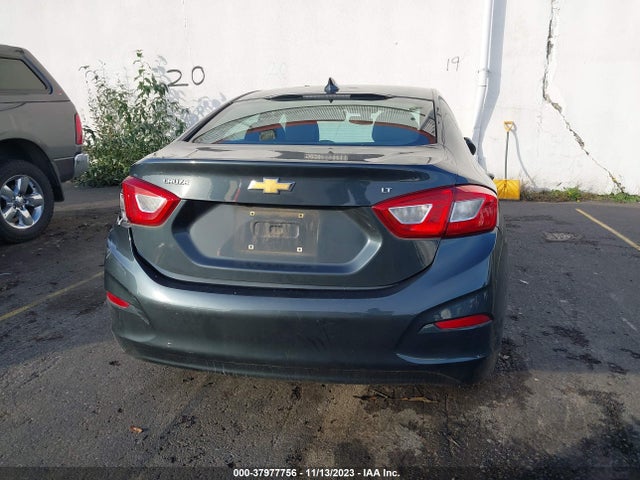 Chevrolet Cruze Lt Auto 2018 1G1BE5SM9J7130321 Image 16