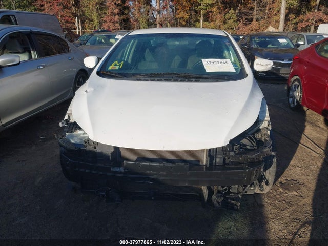 2015 HYUNDAI ELANTRA SE VIN: 5NPDH4AE1FH588689