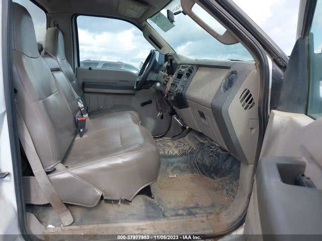 Продажа на аукционе авто 2008 Ford Super Duty F-350 Drw Xl/xlt, vin: 1FDWF37598EB73358, номер лота: 37977953