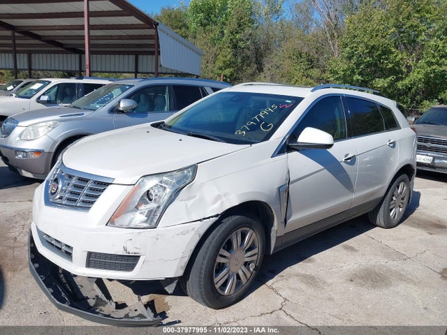 Cadillac Srx Luxury Collection 2016 3GYFNBE31GS505214 Image 2