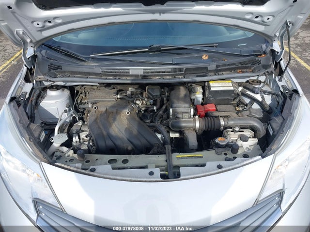 2015 NISSAN VERSA NOTE S PLUS VIN: 3N1CE2CP7FL450083