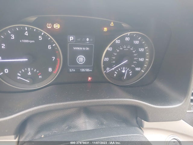 2017 HYUNDAI ELANTRA VALUE EDITION VIN: 5NPD84LF1HH135228