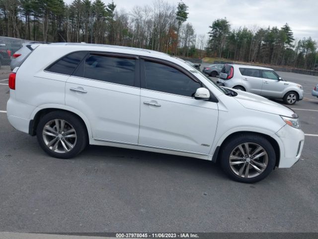 5XYKWDA75FG642257 KIA Sorento Limited V6