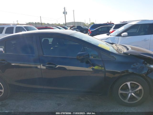 2HGFB2F79FH542661 Honda CIVIC SE