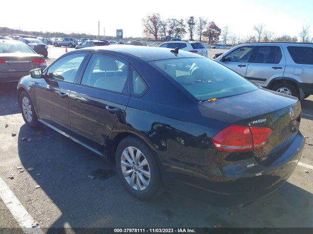 1VWAT7A39EC118466 Volkswagen Passat 1.8t Wolfsburg Edition