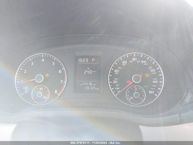 1VWAT7A39EC118466 Volkswagen Passat 1.8t Wolfsburg Edition