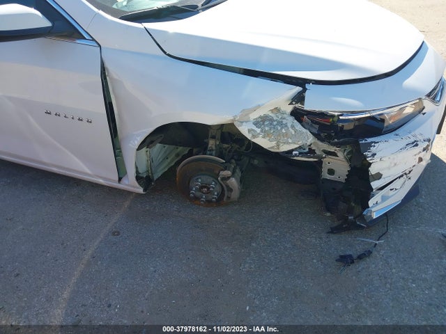 Chevrolet MALIBU LT 2018 1G1ZD5STXJF147210 Image 6