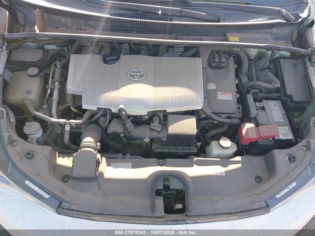 JTDKARFUXJ3057391 Toyota Prius Three