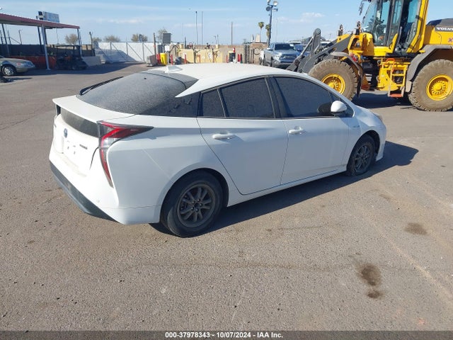 JTDKARFUXJ3057391 Toyota Prius Three