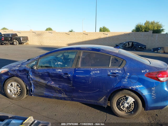 KIA FORTE LX 2017 3KPFK4A77HE047519 Image 14