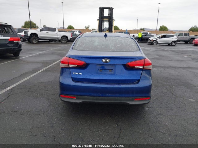 KIA FORTE LX 2017 3KPFK4A77HE047519 Image 16