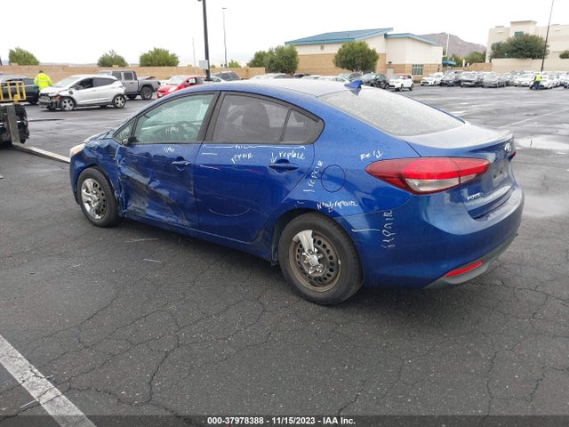 KIA FORTE LX 2017 3KPFK4A77HE047519 Image 3