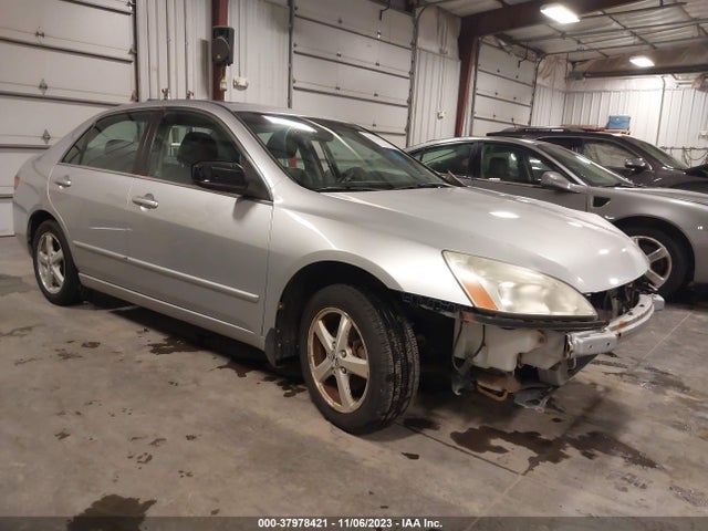 2005 HONDA ACCORD 2.4 EX VIN: 1HGCM56815A137253