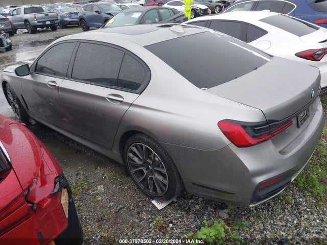 BMW 740I 2022 WBA7T2C02NCJ60235 Image 3